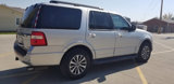 Used 2017 Ford Expedition XLT image 3