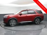 New 2025 Nissan Pathfinder Platinum image 2