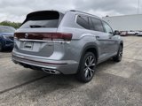 New 2025 Volkswagen Atlas SEL Premium R-Line image 6