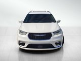 Used 2022 Chrysler Pacifica Touring-L image 2