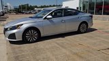 Used 2023 Nissan Altima 2.5 SV image 4