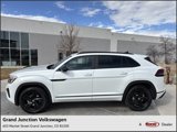 New 2025 Volkswagen Atlas Cross Sport SEL R-Line image 4