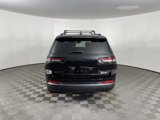 Used 2022 Jeep Grand Cherokee L Laredo image 4
