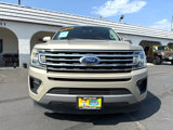 Used 2018 Ford Expedition Max XLT w/ Equipment Group 202A image 2