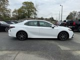 Used 2022 Toyota Camry SE image 6