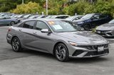 Certified 2024 Hyundai Elantra Limited image 3
