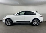 Certified 2024 Porsche Macan image 2
