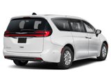 New 2025 Chrysler Pacifica Select image 2