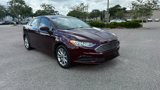 Used 2017 Ford Fusion SE w/ Fusion SE Technology Package image 4