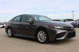 Used 2022 Toyota Camry SE image 3