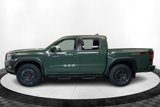New 2025 Nissan Frontier PRO-4X w/ Pro Convenience Package image 2