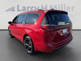 New 2025 Chrysler Pacifica Limited image 3