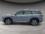 New 2025 Nissan Pathfinder Platinum image 2