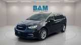 Used 2021 Chrysler Pacifica Touring-L w/ Premium & Safety Sphere Group image 3