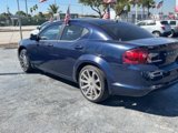 Used 2013 Dodge Avenger SXT image 4