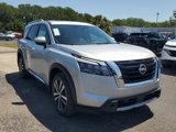 New 2025 Nissan Pathfinder Platinum image 3