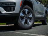 New 2025 Jeep Grand Cherokee Limited 4xe image 5