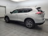 Used 2016 Nissan Rogue SL image 3