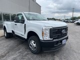 New 2025 Ford F350 4x4 Regular Cab DRW Super Duty image 3