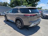 New 2025 Nissan Pathfinder Platinum image 5