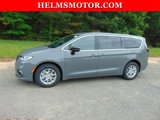 New 2025 Chrysler Pacifica Select image 3