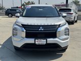 Used 2024 Mitsubishi Outlander ES image 3