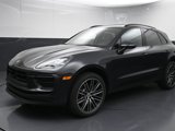 Certified 2025 Porsche Macan image 4