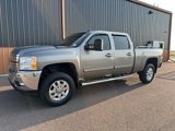 Used 2013 Chevrolet Silverado 2500 LTZ w/ LTZ Plus Package image 2