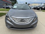Used 2012 Hyundai Sonata SE w/ Navigation & Sunroof Pkg image 2