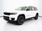 Used 2024 Jeep Grand Cherokee L Laredo image 3