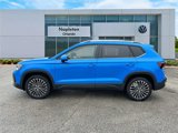 New 2025 Volkswagen Taos SE image 3