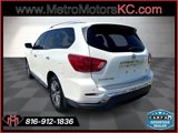 Used 2017 Nissan Pathfinder SL w/ SL Tech Package image 3