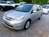 Used 2009 Toyota Sienna XLE image 2