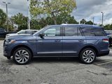 Used 2023 Lincoln Navigator Reserve image 3