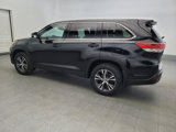 Used 2019 Toyota Highlander LE image 3