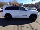 Used 2017 Jeep Grand Cherokee Altitude image 4