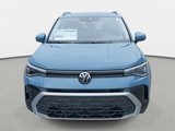 New 2025 Volkswagen Taos SE image 2