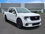 Used 2025 Ford Maverick Lobo image 2