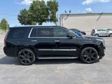 Used 2015 Cadillac Escalade Luxury image 5