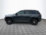 Used 2024 Jeep Grand Cherokee Summit image 4