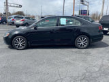 Used 2018 Volkswagen Jetta SE image 2