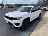 New 2025 Jeep Grand Cherokee Altitude image 3