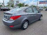 Used 2014 Hyundai Accent GLS image 3
