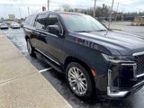 Used 2022 Cadillac Escalade ESV Premium Luxury image 4