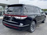 New 2024 Lincoln Navigator L Reserve image 3