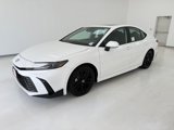 Used 2025 Toyota Camry SE w/ Multimedia Upgrade Package image 5