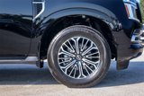 New 2025 Nissan Armada SL w/ Captain's Chari Seat Package image 4