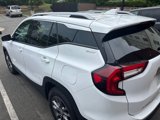 Used 2024 GMC Terrain SLT image 5