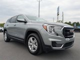 Used 2024 GMC Terrain SLE image 2