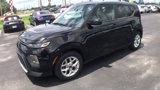 Used 2022 Kia Soul LX w/ Technology Package image 4
